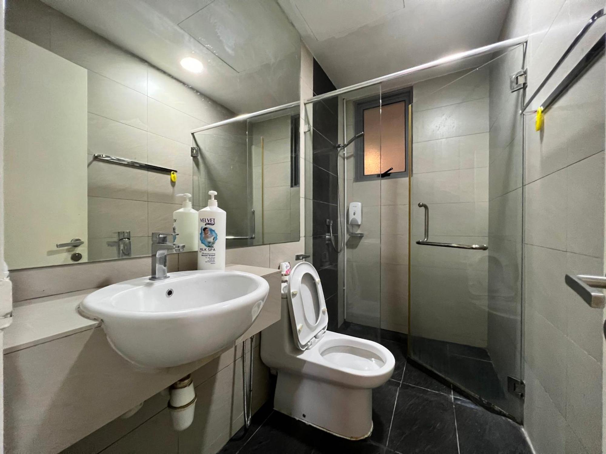 Capital O 90987 The Loft Residences Homestay @ Imago Shopping Mall 2 Kampong Sembulan Экстерьер фото