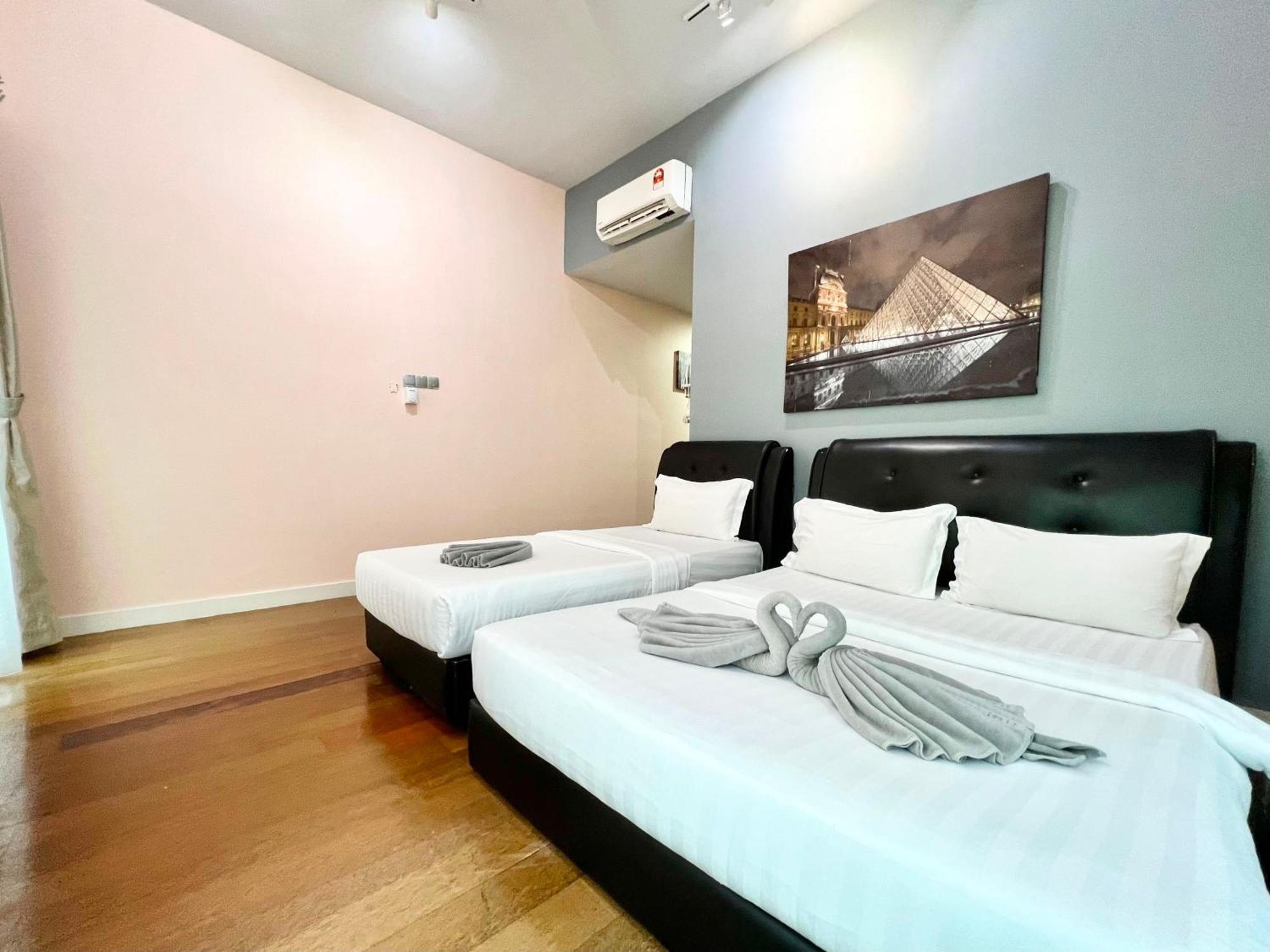 Capital O 90987 The Loft Residences Homestay @ Imago Shopping Mall 2 Kampong Sembulan Экстерьер фото